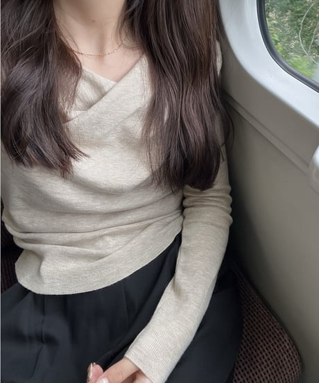 ［即納］round neck knit top