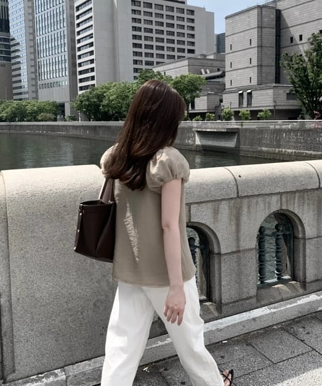 square puff blouse