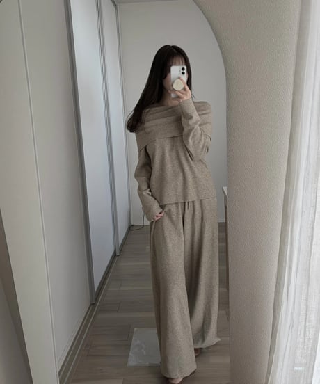 deer offshoulder knit setup