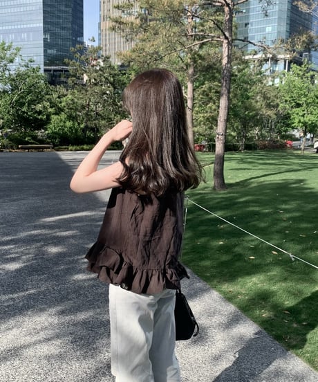 frill blouse