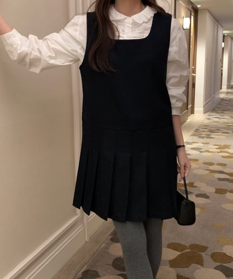 wool pleated dress