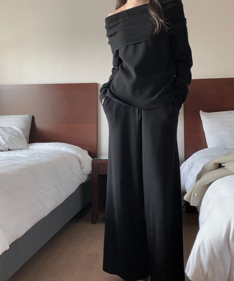 deer offshoulder knit setup