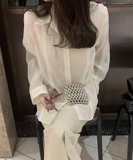 line shirt