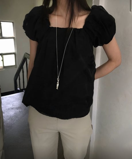 square puff blouse
