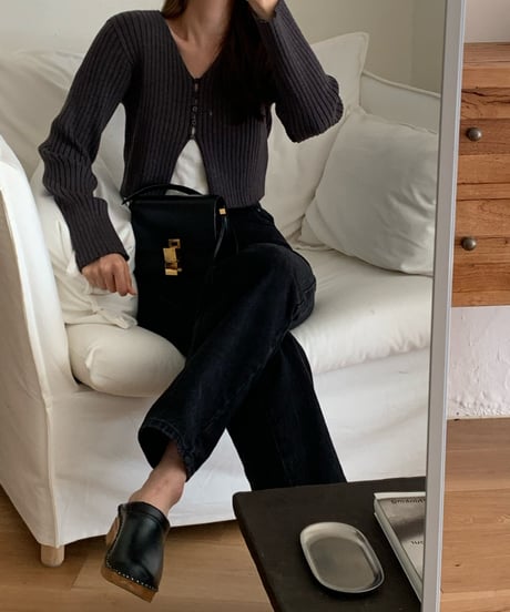 interseasonal ring button cardigan