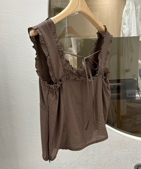 hash sleeveless blouse