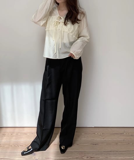 pony blouse