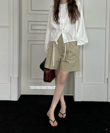 frilled blouson blouse