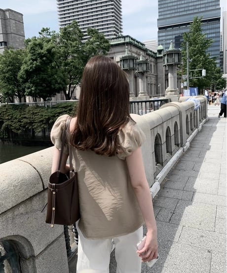 square puff blouse