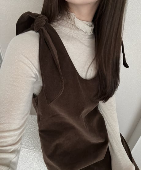 shoulder ribbon dress