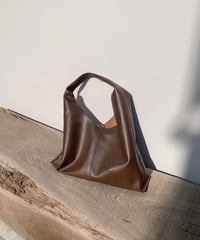 cow leather flow shoulder bag