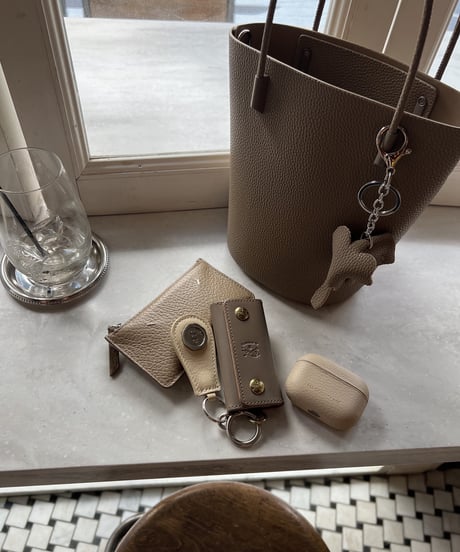 mini bucket bag