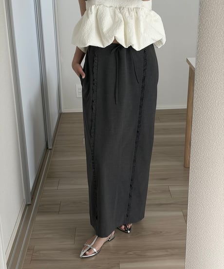 frill line skirt