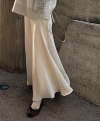 chic banding satin long skirt
