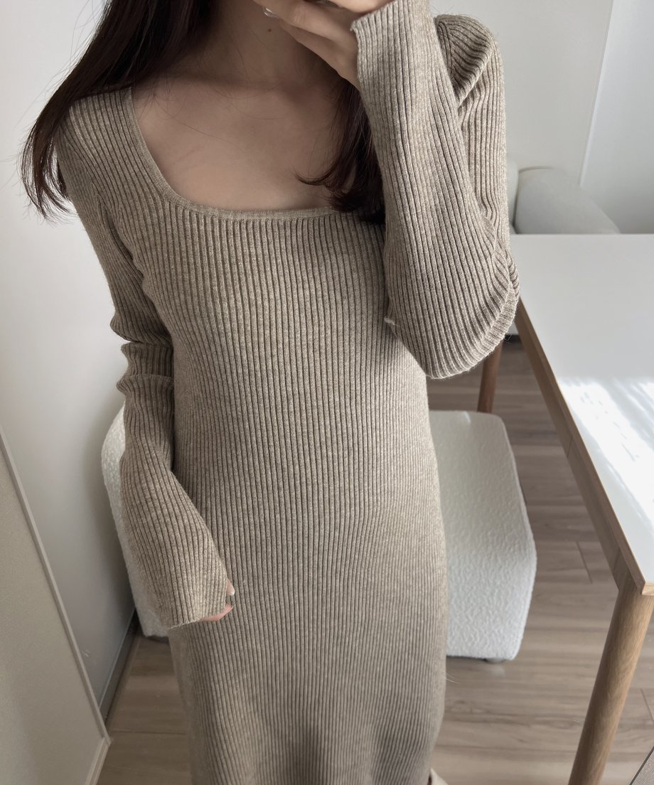 672d7ba60f4efd022043d18d