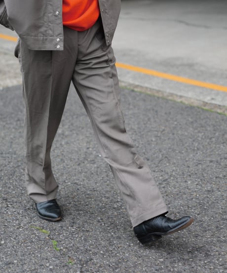 Dhal / 南米WOOL TROPICAL Center Press Pants