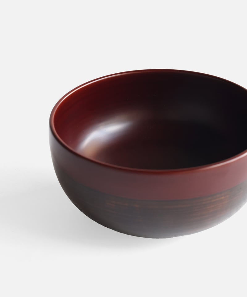 若林幸恵　たぬきと葉のデザインの漆器椀 若林幸恵 たぬきと葉のデザインの漆器椀