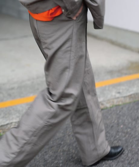Dhal / 南米WOOL TROPICAL Center Press Pants