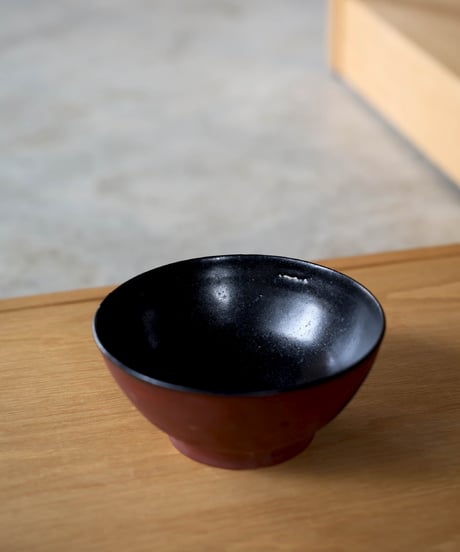 KIMHONO / 赤中鉢