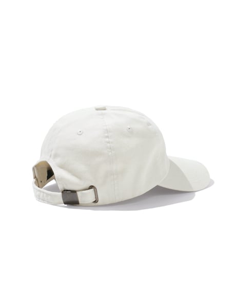 Georgia O'Keeffe Museum / Cap Beige