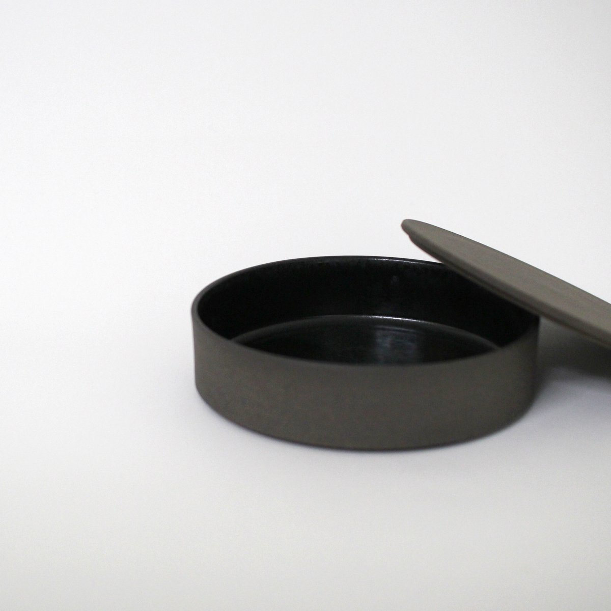 KUROKAWA MASAYUKI 黒川雅之　ACCENT フラワーベース 黒川 雅之の通販 | 家具・インテリア通販 MAARKET マーケット