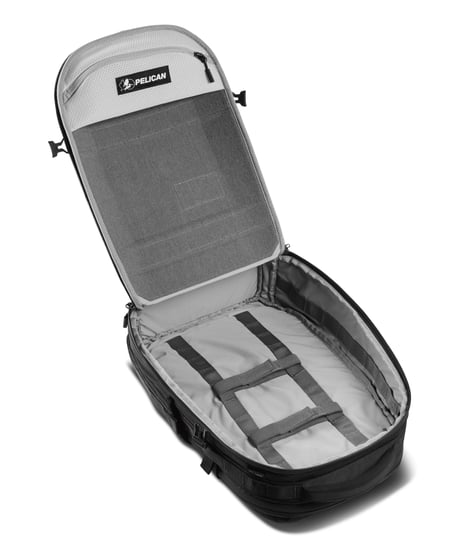 PELICAN / Aegis トラベルバックパック 18L