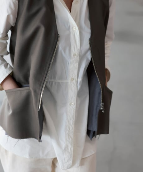 Dhal / 南米WOOL TROPICAL Zip Vest