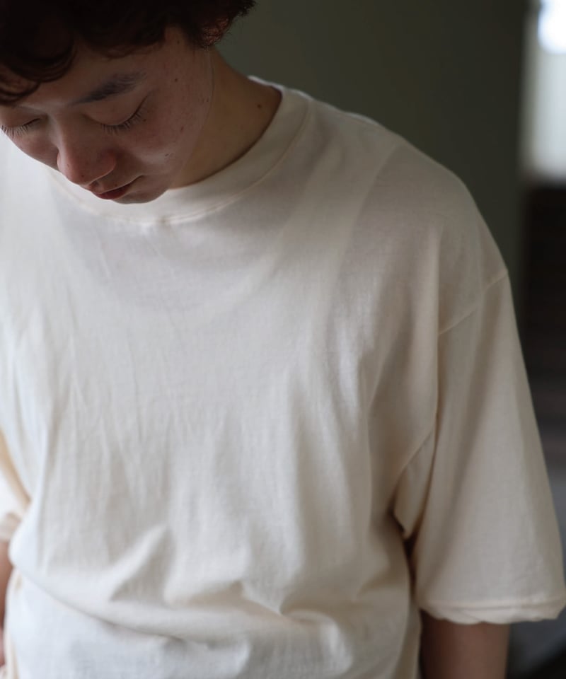 【今期新品】1027 Hard Twisted Bio Tシャツ クリーム 1027 Hard Twisted Bio Cutsew / Crew Tee | Dhal/