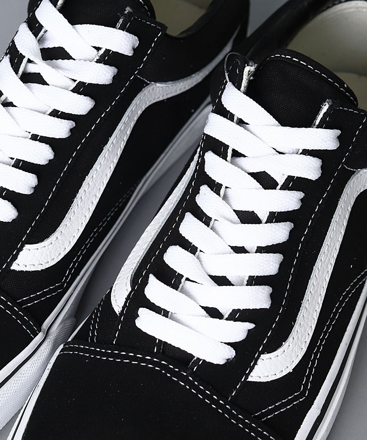 Vans canvas all clearance black