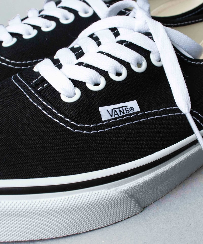 VANS AUTHENTIC CANVAS USA
