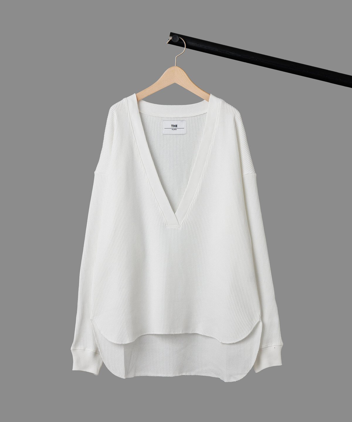 THE FLATS / ザ フラッツ 】THERMAL V NECK (OFF) | A...