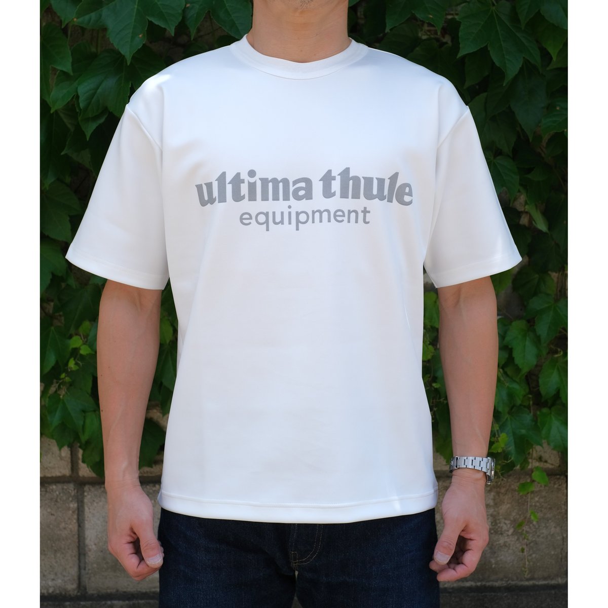 Freewheelers & Co. "ULTIMA THULE EQIPMENT LOGO" SET-IN SHORT SLEEVE T-SHIRT