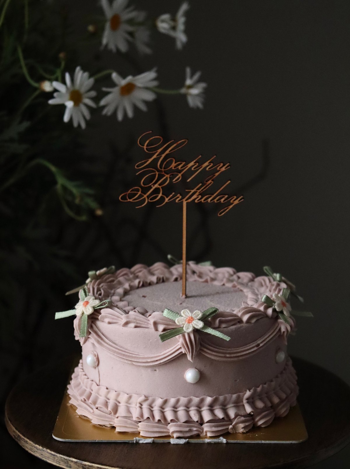 HUDA BEAUTY セッティングパウダー ウベバースデーケーキ HUDA BEAUTY Easy Bake and Snatchプレストセッティングパウダー