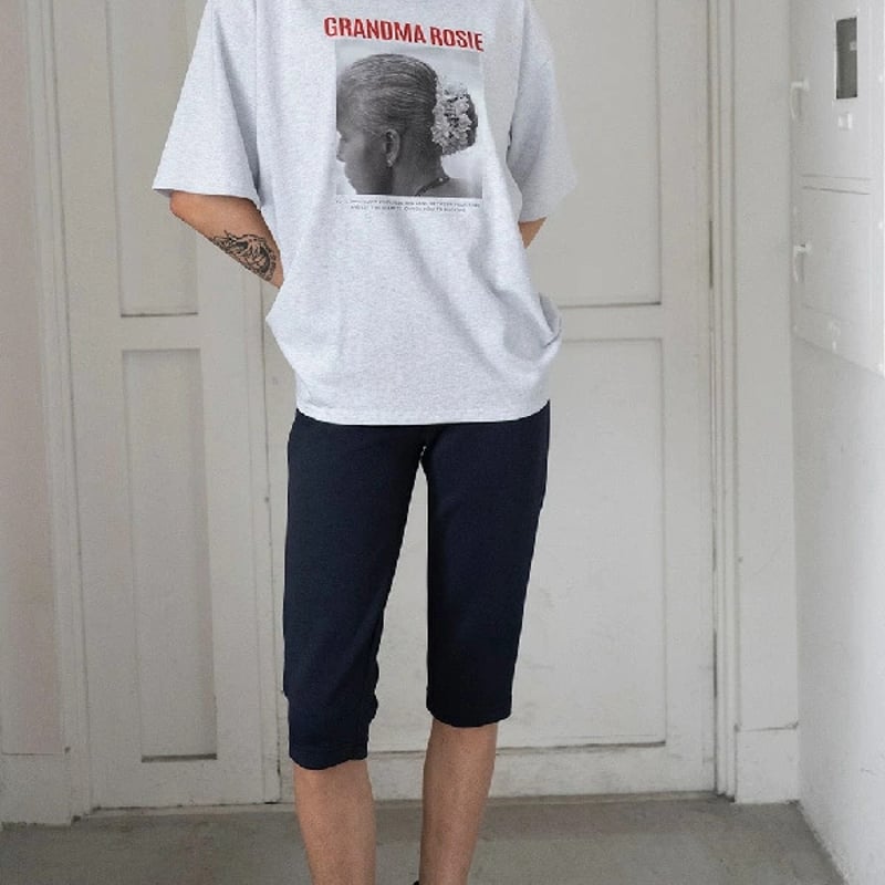CAVEZA ROSSO カベサロッソ GRANDMA ROSIE Photo Tシャツ B1