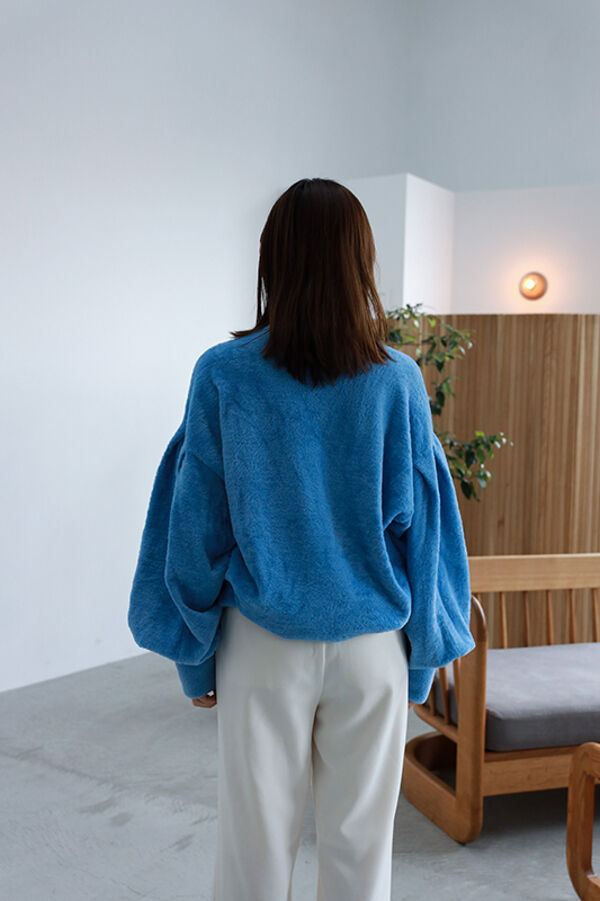 CAVEZA ROSSO カベサロッソ / ランタンスリーブシャギーニットトップス