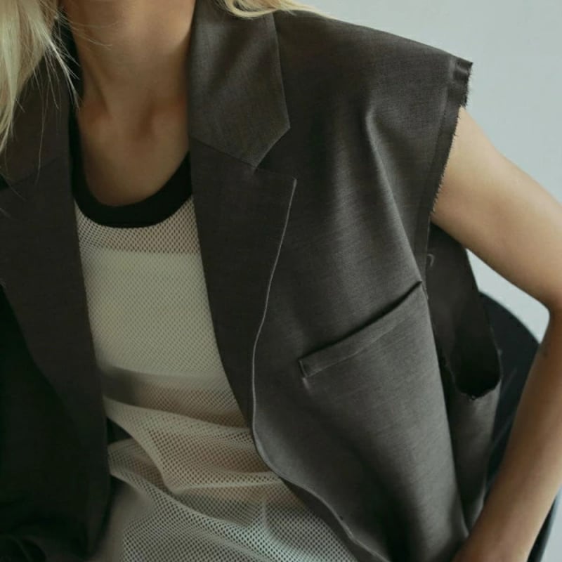 【試着のみ｝anuke CutOFF Over Vest 36 ànuke アンヌーク anuke Cutoff Over Vest カットオフオーバーベスト