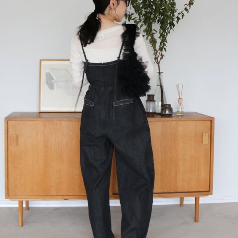 Ungrid　アングリッド　バックオープンデニムサロペット☆オールインワン☆黒 バックオープンデニムサロペット（つなぎ/オールインワン