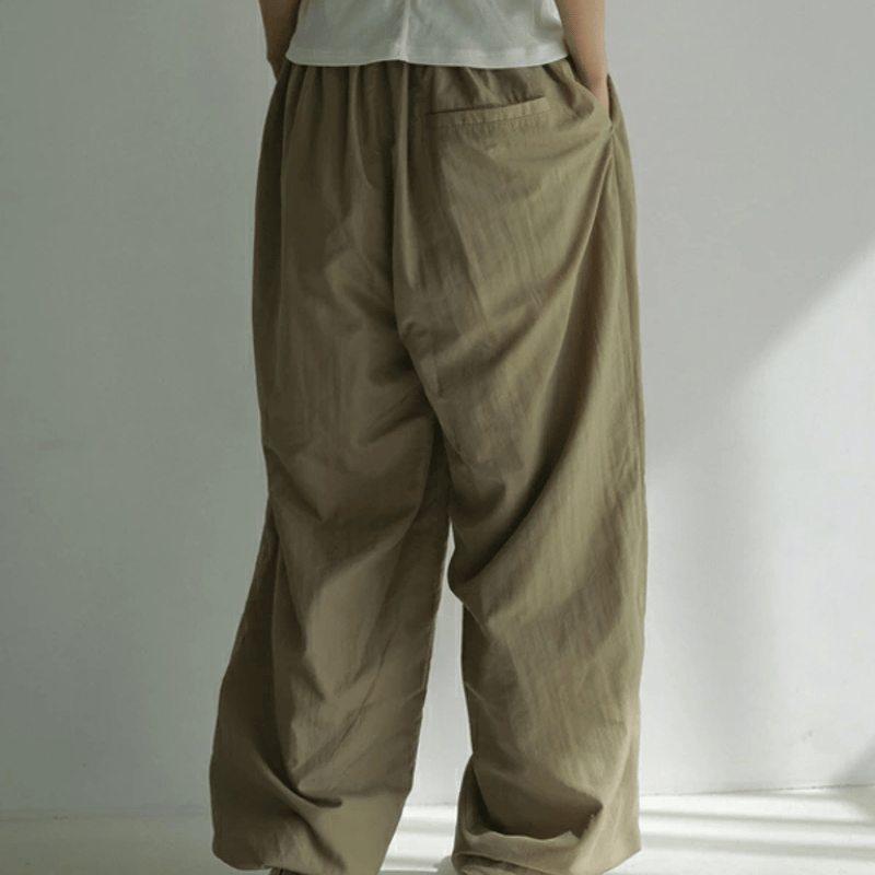 美品　2tuckナイロンボリュームパンツ 2tuckナイロンボリュームパンツ