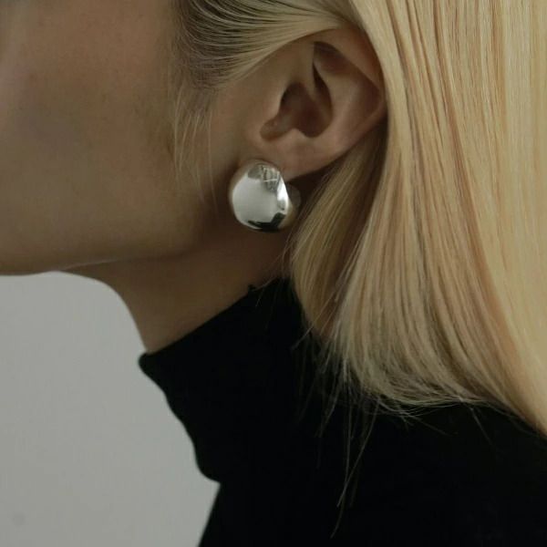 ànuke アンヌーク anuke Volume Ball Earring ボリュームボールイ