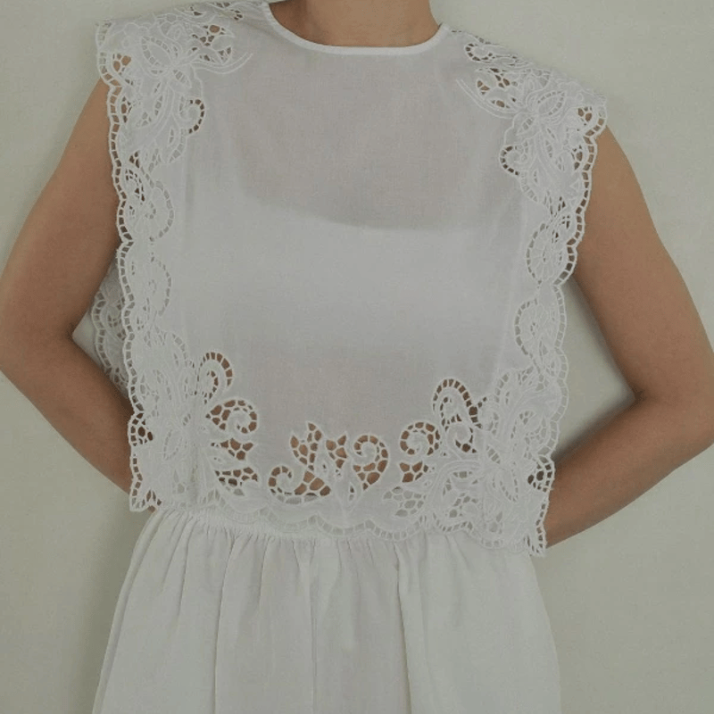 ànuke アンヌーク anuke Cutwork Box Blouse カットワーク