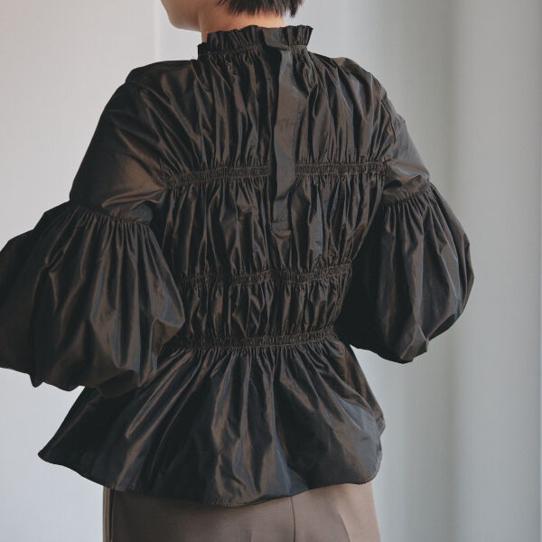 シャツ/ブラウス(長袖/七分) TODAYFUL Chambray Shirring Blouse TODAYFUL トゥデイフル Chambray Shirring Blouse シャンブレー