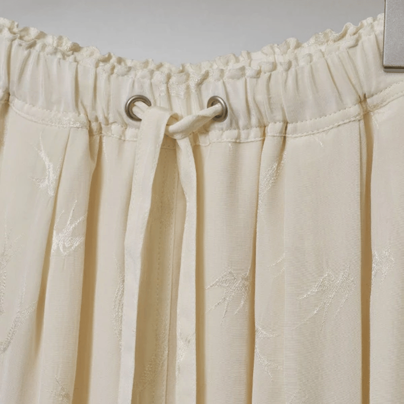 新品TODAYFUL Swallow Satin Pants エクリュ38 新品TODAYFUL Swallow Satin Pants エクリュ38