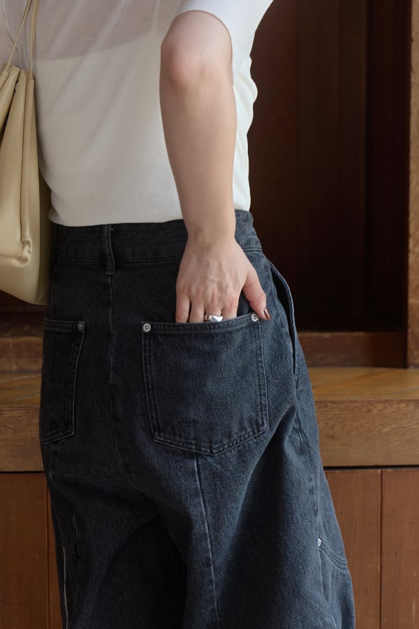 パンツ Hella PATCHWORK DENIM 新品未使用Hella PATCHWORK DENIM