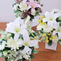 ＜仏花Ⓛ＞ユリとマムのお供え花・後飾り