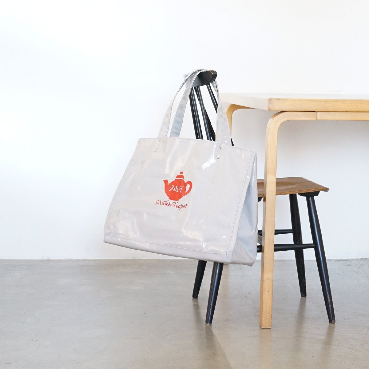 TEMBEA］CARRY TOTE / グレー | M AND T PRODUCT