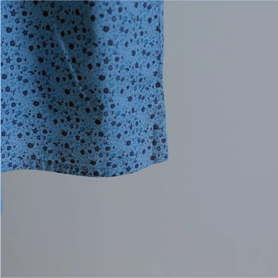 Yarmo］ラッフルカラースモックドレス / ブルー | M AND T PRODUCT