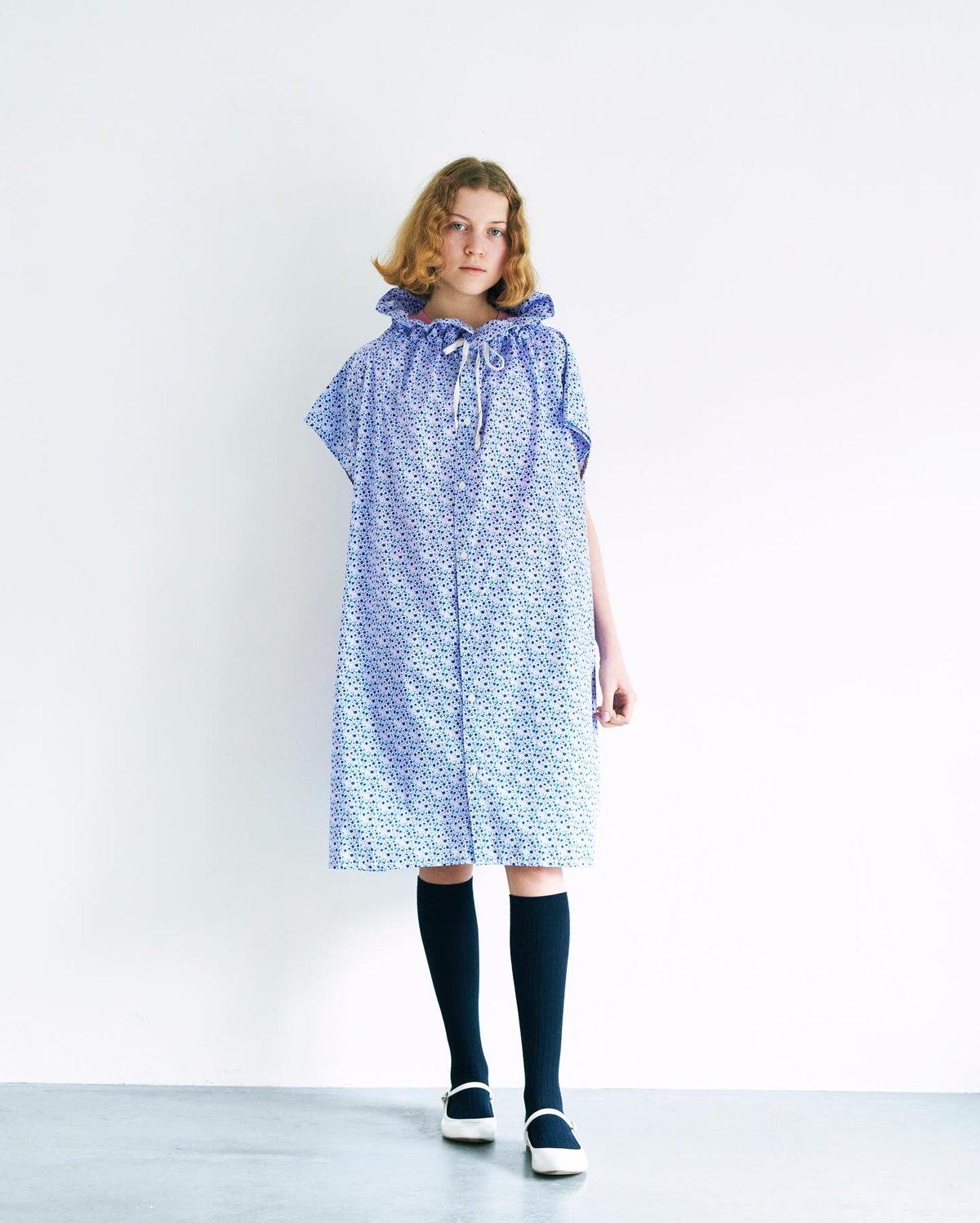 yarmo ヤーモ ビブエプロンドレス 白 yarmo ヤーモ ビブエプロンドレス