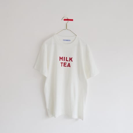 ［R&D.M.Co-］ MILK TEA Tシャツ / ホワイト