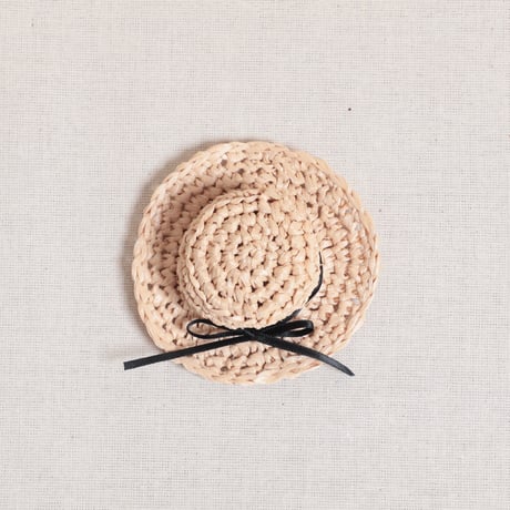 ［tsumugi knits］ミニチュアの麦わら帽子