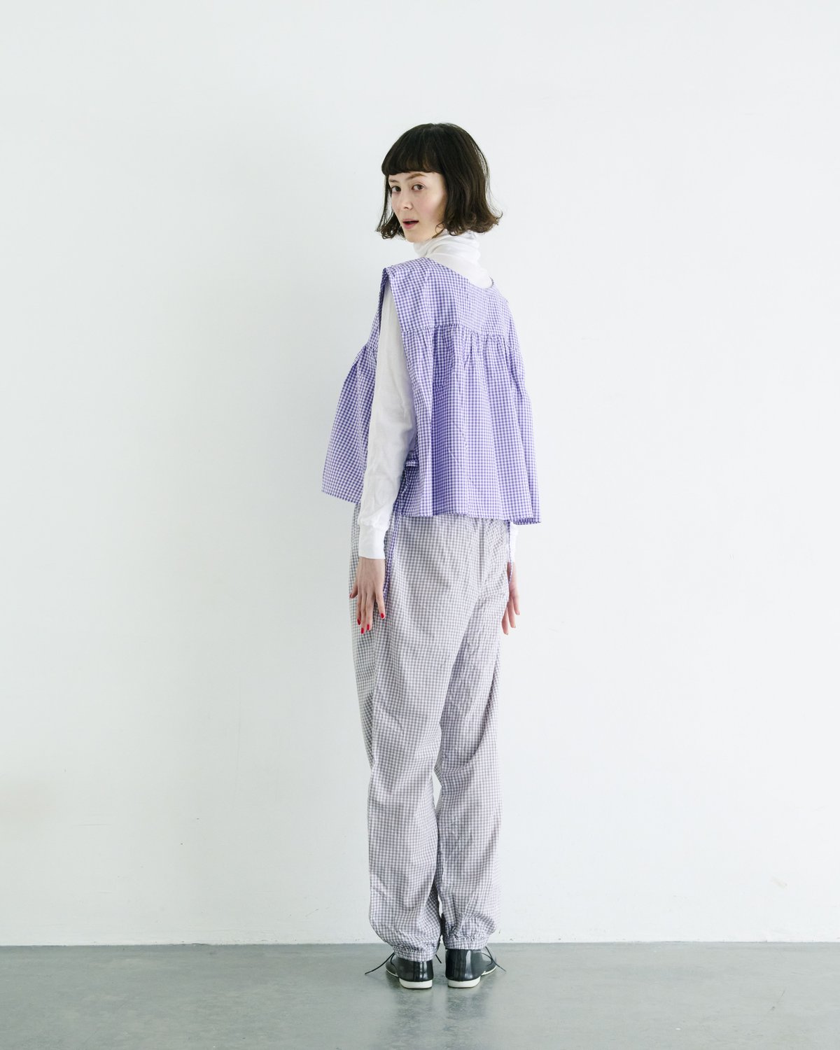 Yarmo］クロップドタバード(サイドリボンブラウス) / パープル | M AND